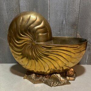 Large, heavy, Brass shell planter